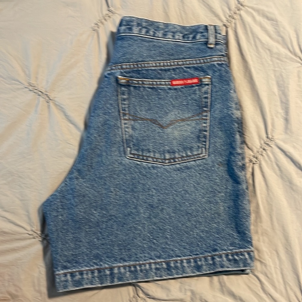 Vintage Guess shorts - Picture 3 of 4